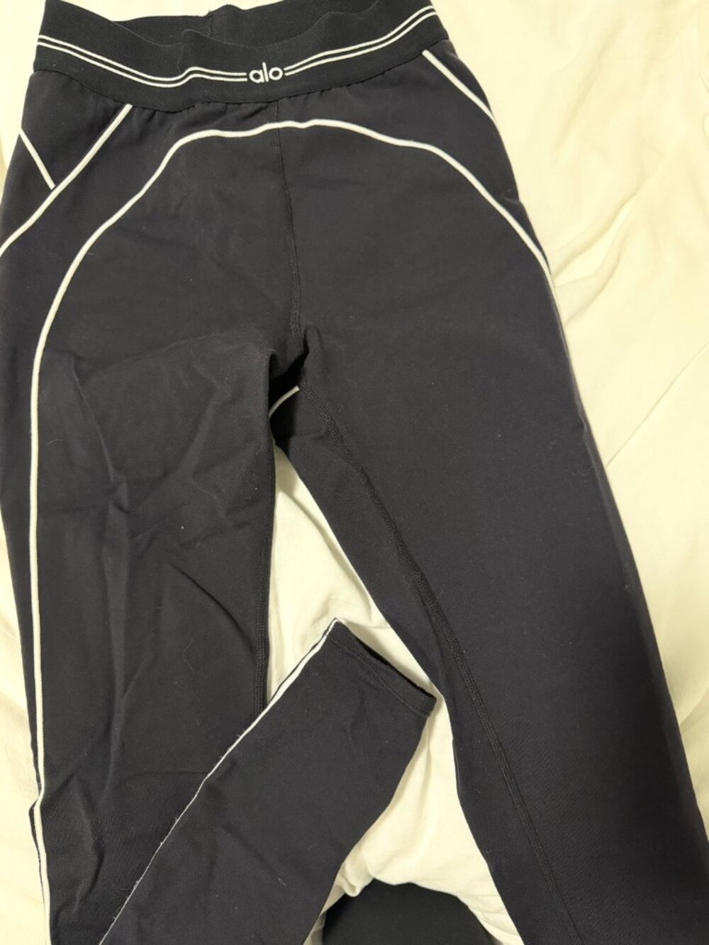 alo Airbrush High-Waist Heart Throb Legging